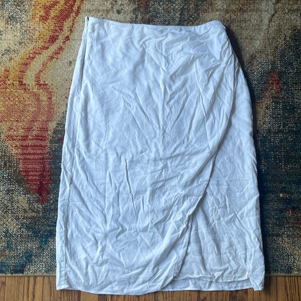 White midi skirt